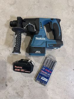 Makita 18V Hammer Drill