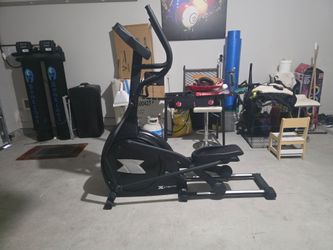 XTERRA FS400 elliptical