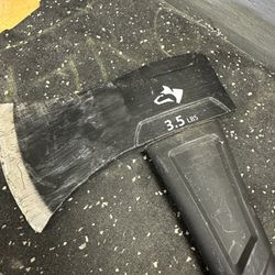 Husky Axe - 3.5 Lb.