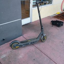 Ninebot G30