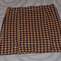 NEW Checkered Mini Skirt – XL