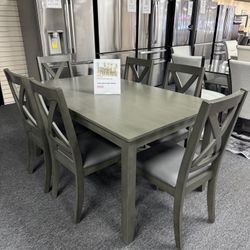 Dining Table Set. 🚚WE DELIVER🚚