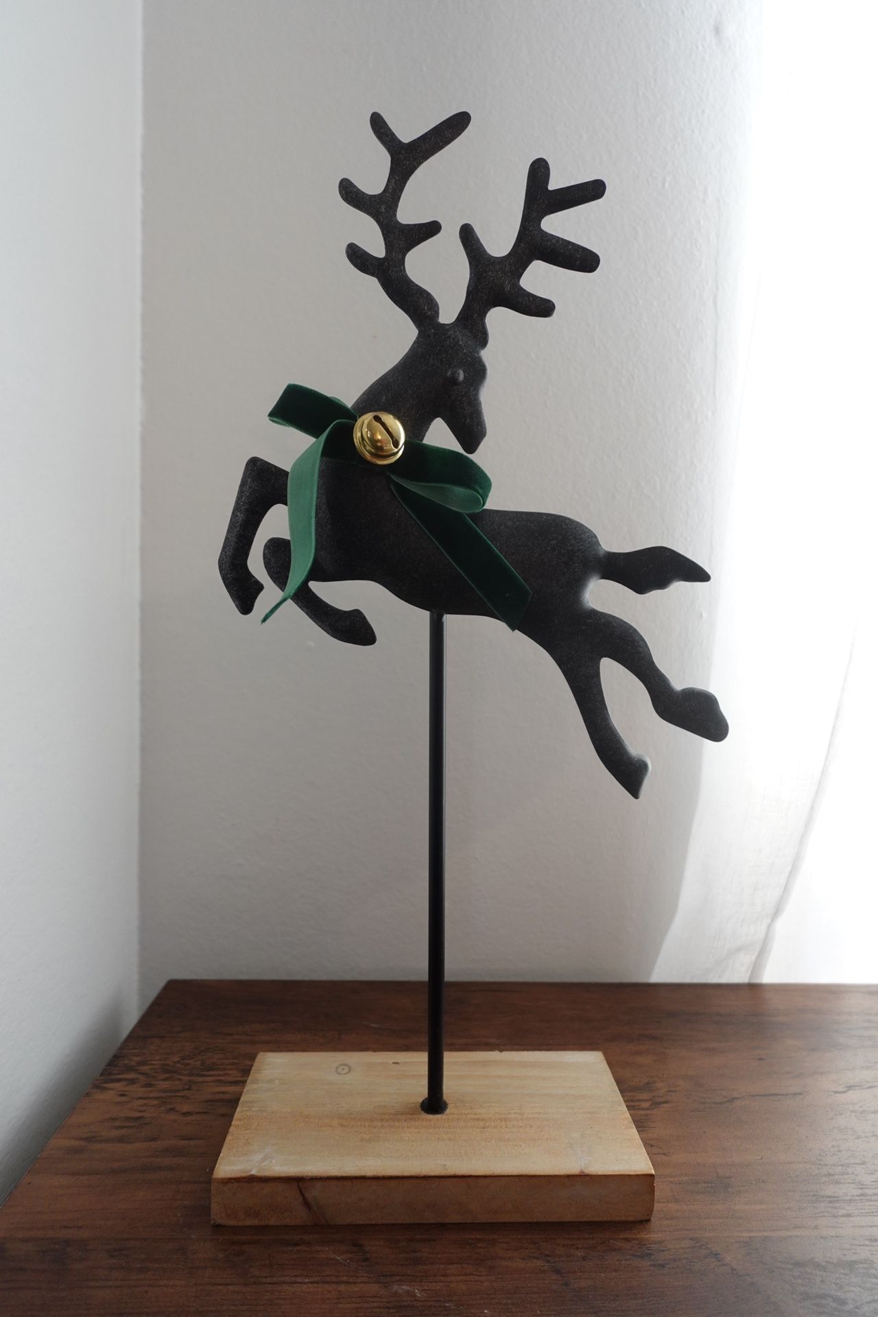 Decorative Metal Deer on Wood Stand — Cute Holiday/Home Decor 🦌
