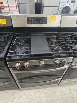 GE double oven gas stove
