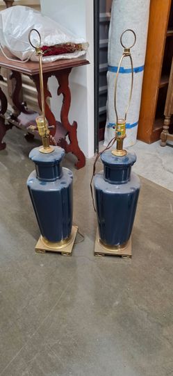 Pair of Vintage Mid-Century Blue Ginger Jar Lamps – Greek Key Brass Base