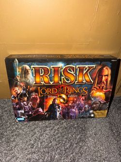 Risk Lord Of The Rings Trilogy 2003 Parker Brothers Board Game Vintage Classic Used