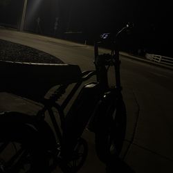 Electric Bike-30mph(I do accept ebike trades/Read Bio!)