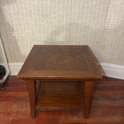 Wooden Coffee/side Table