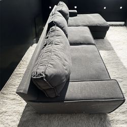 Free Delivery Grey Sectional Couch 