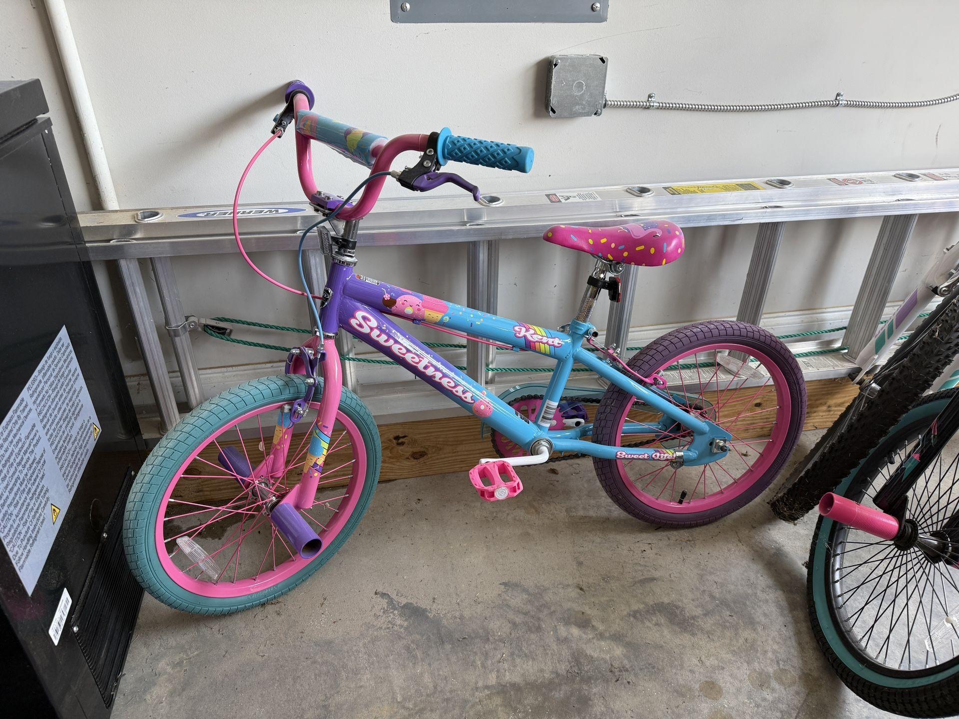 Kent Sweetness 18” Bike