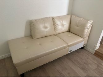 Cream Faux Leather Convertible Sofa with Chaise Lounge – Excellent Condition