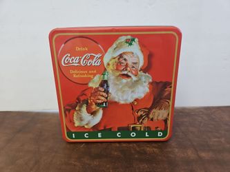 Coca-Cola square tin 8 1/4x 8 1/4 X 3 3/4 in chandler