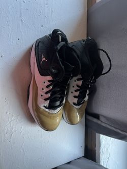    Size 5 in Kids jordans Women 6.5.