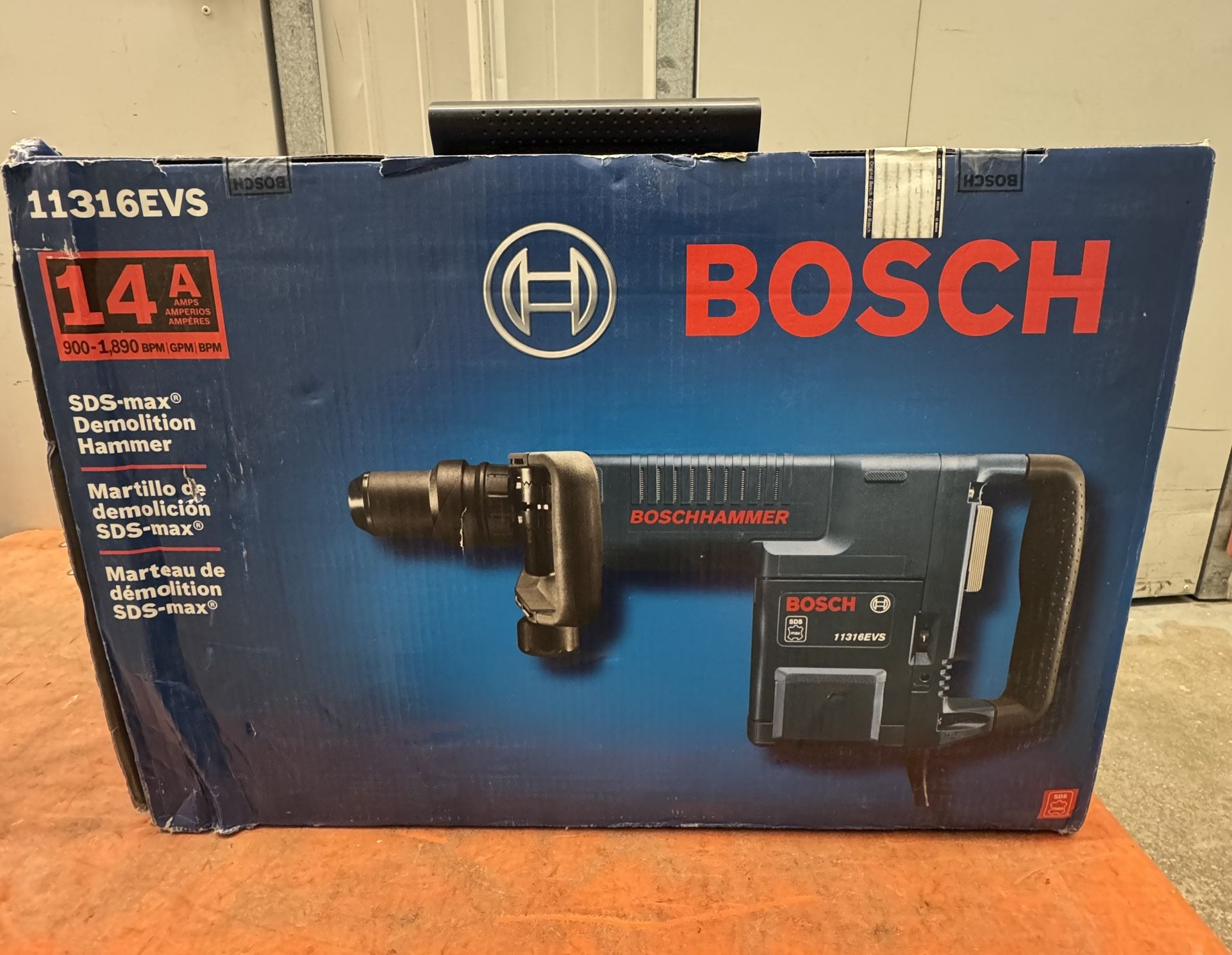 Bosch Demolition Hammer 14 Amp 1-9/16 in. Corded Variable Speed SDS-Max