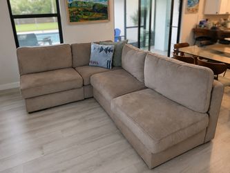 Love sac modular sectional 4 seats/5 sides