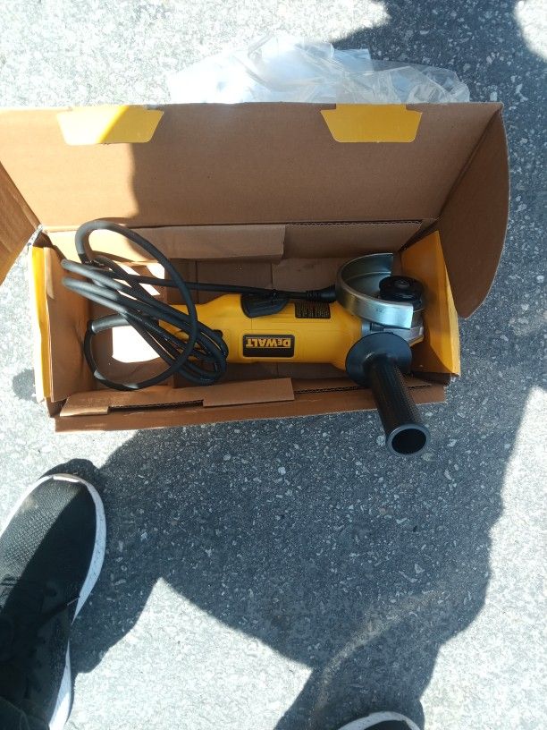 Nuevo New DeWalt 4.5 Paddle Switch Small Angel Grinder