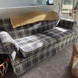 Sofa / Couch GREAT CONDITION 
