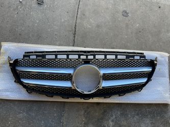 GENUINE MERCEDES E-CLASS W(contact info removed)-2019 FRONT BUMPER CENTER GRILL A(contact info removed)
