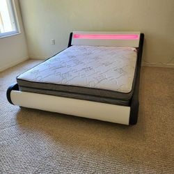 NEW FULL-SIZE PILLOW TOP MATTRESS AND BOX SPRING