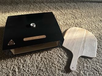 Baker stone pizza oven for grill - p/u Monument