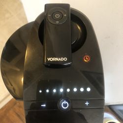Vornado NGT335 Tower Fan With Remote. Almost New