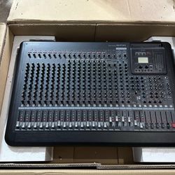 Mixer Consola Yamaha Mgp24 