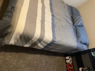queen bed with metal frame