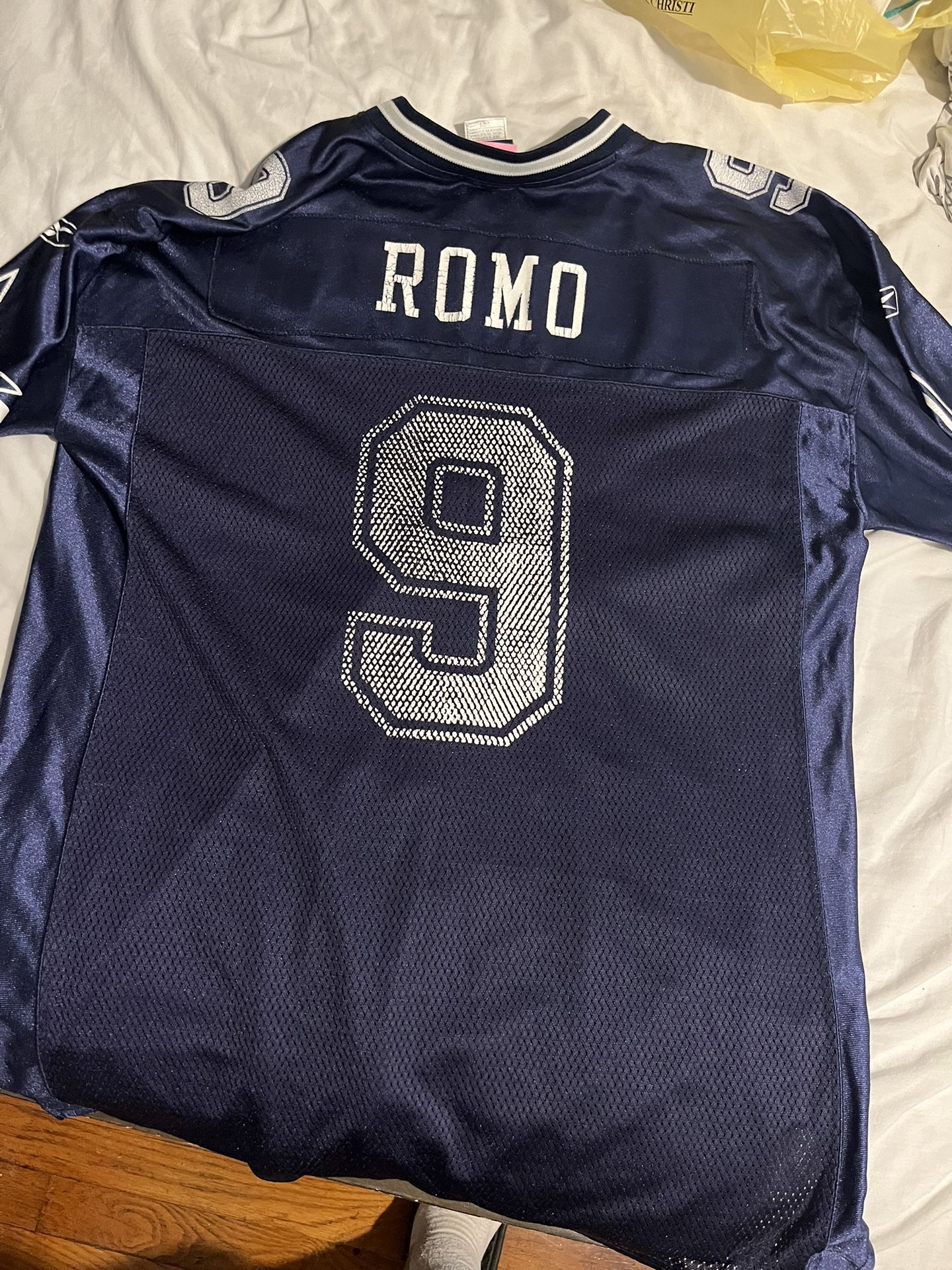 Dallas Cowboys Tony Romo NFL Football Jersey Size Youth L for Sale in San  Antonio, TX - OfferUp