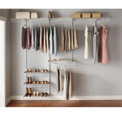 Rubbermaid FastTrack FreeSlide Expandable Closet Organizer, 4 to 8 foot, White, for Clothes/Shoes/Hats
