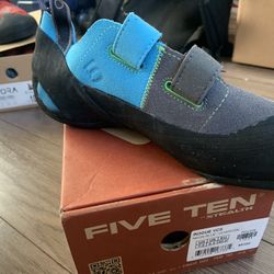 Climbing Shoes
