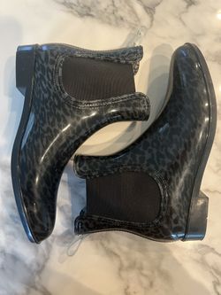 Black Leopard Print Rain Boots