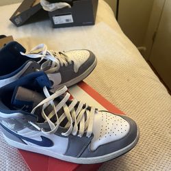 Jordan 1 Mid