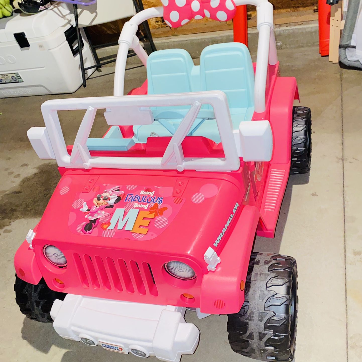 Power Wheels Disney Minnie Mouse Happy Helpers Jeep Wrangler Ride On for  Sale in Rancho Cucamonga, CA - OfferUp