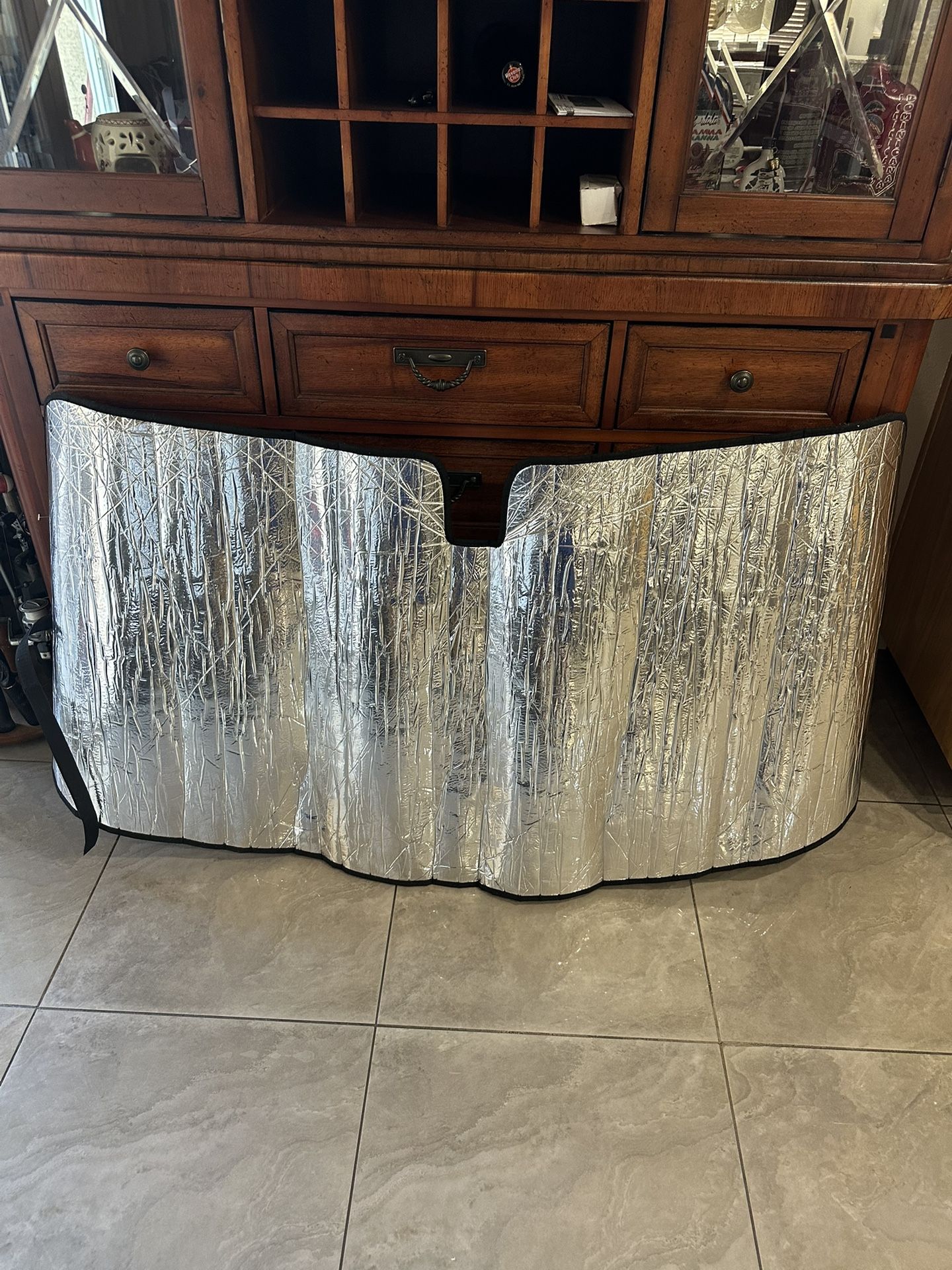 Ford F-150 Windshield sun shade