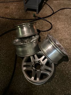 06 Tundra wheels