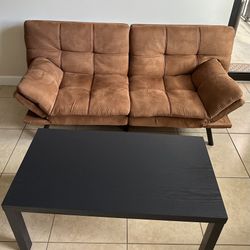 Futon + Table