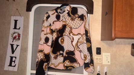 Women's Chain Print Long Sleeve Blouse