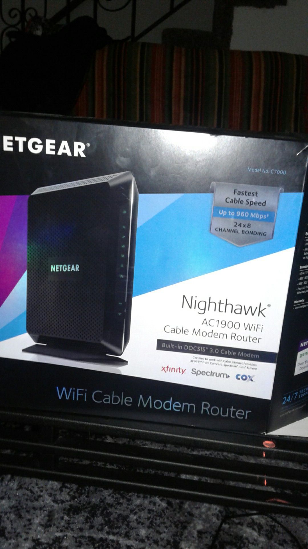 Netgear nighthawk ac1900 wifi cable modem router