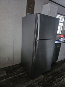 Refrigerator