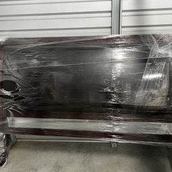 FREE KING SIZE BED- With mattress, Box Spring, and Rug