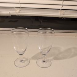 2 Port Glasses
