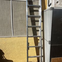 8ft Warner Ladder 