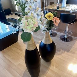 Pier 1 Import Standup Wooden Vase 