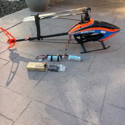 Mikado Logo 550SX RC Helicopter