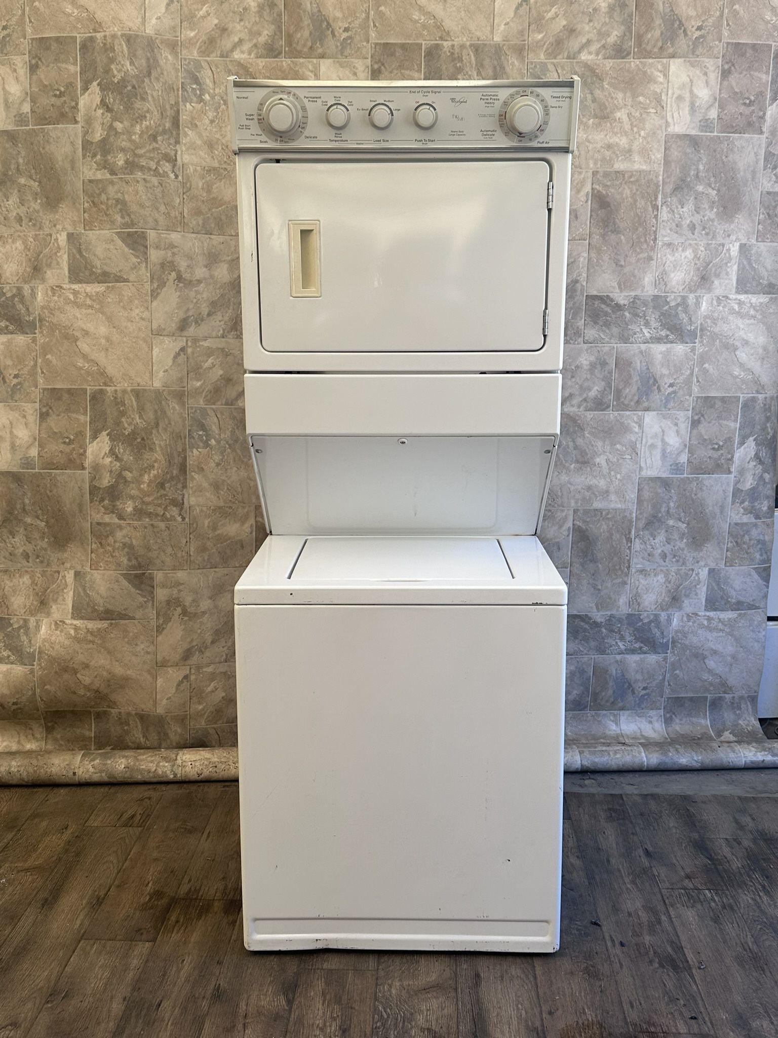 Whirlpool Washer And Dryer Laundry 