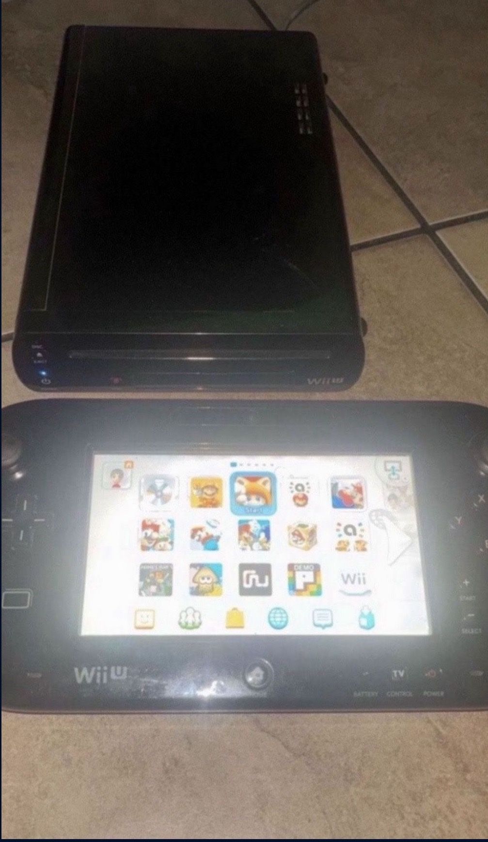 Wii u With Lots Of Games Inside