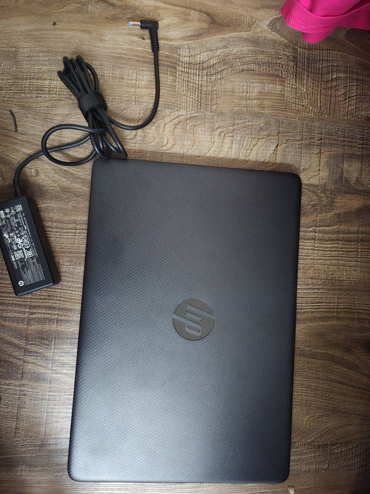 hp Model 14-dq0060nr HD Touch Laptop