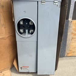 200 Amp Metered Panel