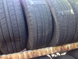 Set of 4 Kumo road venture tires 255 7015a