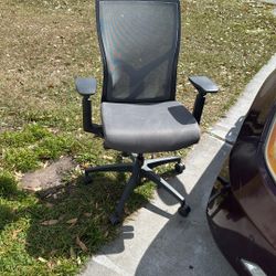 Modern Office Swivel Chair